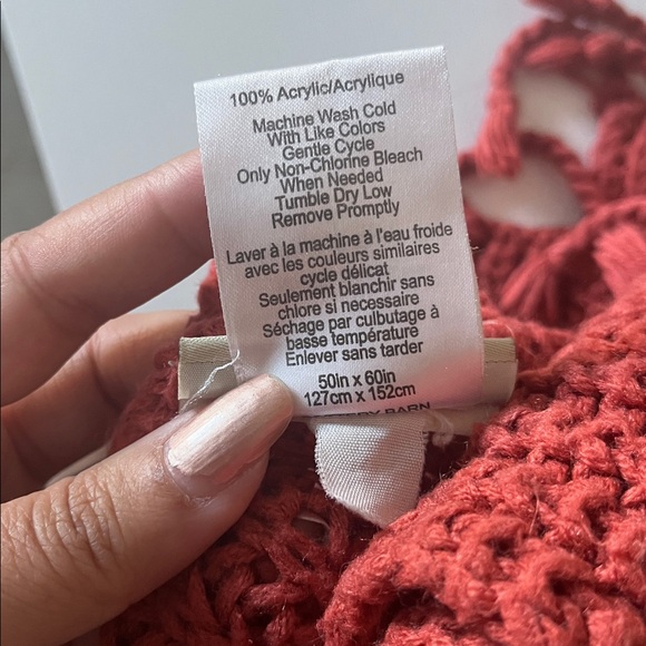 Pottery Barn woven blanket with tassels - Picture 6 of 6